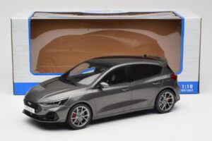 Ford Focus ST Mk4 Siv MCG 1:18 MCG18454 Kovina – slika 6 od 6
