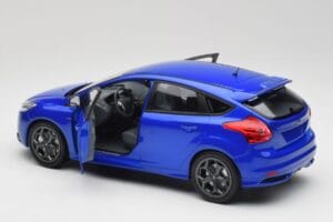 Ford Focus ST Mk2 Blue Metallic Minichamps 1:18 110082001 Kovina – slika 5 od 8