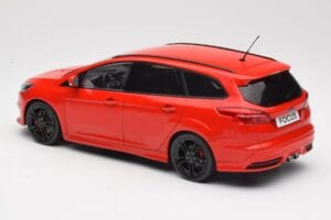 Ford Focus ST Turnier Mk3 Race Red MCG 1:18 MCG18466 Kovina – slika 5 od 6