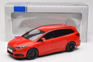 Ford Focus ST Turnier Mk3 Race Red MCG 1:18 MCG18466 Kovina – slika 6 od 6
