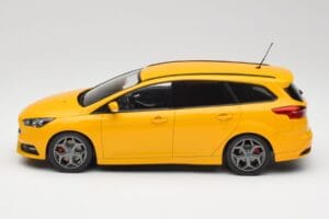 Ford Focus ST Turnier Mk3 Rumen MCG 1:18 MCG18464 Kovina – slika 3 od 6