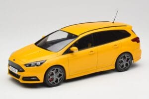Ford Focus ST Turnier Mk3 Rumen MCG 1:18 MCG18464 Kovina