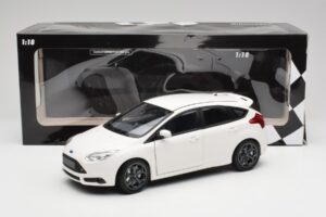 Ford Focus ST Mk2 Bel Minichamps 1:18 110082004 Kovina – slika 8 od 8