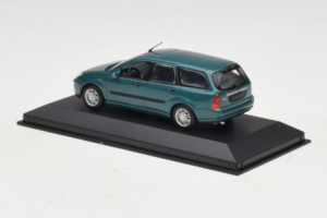 Ford Focus Mk1 Turnier Zelen Minichamps 1:43 FOCUS003 Kovina – slika 3 od 5