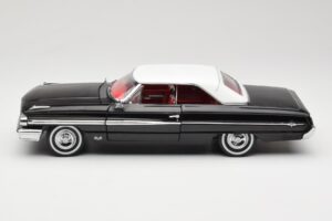 Ford Galaxie 500 Črn Sun Star 1:18 1442 Kovina – slika 4 od 8