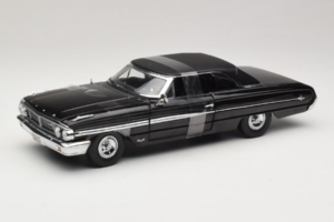 Ford Galaxie 500 Men in Black 3 Movie GreenLight 1:18 15301 Kovina