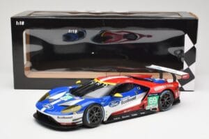 Ford GT GTE Chip Ganassi USA #69 R. Briscoe / R. Westbrook / S. Dixon 24 Hours of Le Mans 2016 Minichamps 1:18 155168669 Kovi – slika 6 od 6