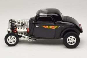 Ford Hot Rod Črn Rydell High Grease ERTL 1:18 36602 Kovina – slika 3 od 6
