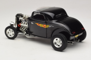 Ford Hot Rod Črn Rydell High Grease ERTL 1:18 36602 Kovina – slika 5 od 6