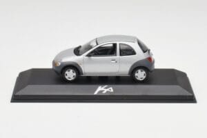 Ford Ka Mk1 Srebrno Siva Minichamps 1:43 130248 Kovina