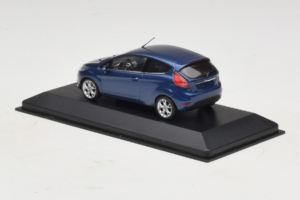 Ford Ka Dark Blue Metallic Minichamps 1:43 FORD004 Kovina – slika 3 od 4