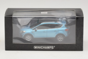 Ford Kuga Mk1 Moder Metalik Minichamps 1:43 400087201 Kovina – slika 4 od 4