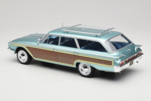 Ford Country Squire Modra MCG 1:18 MCG18049 Kovina – slika 5 od 6