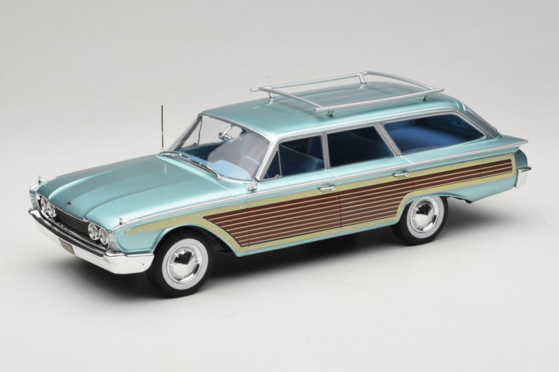 Ford Country Squire Modra MCG 1:18 MCG18049 Kovina