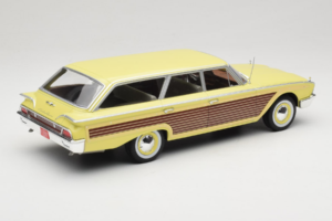 Ford Country Squire Rumen MCG 1:18 MCG18048 Kovina – slika 2 od 6