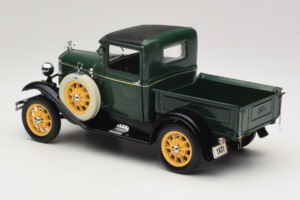 Ford Model A Pickup Valley Green Motor City 1:18 40003 Kovina – slika 7 od 8