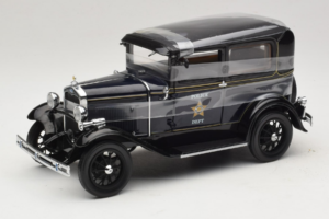 Ford Model A Tudor Police Car Motor City 1:18 43008 Kovina