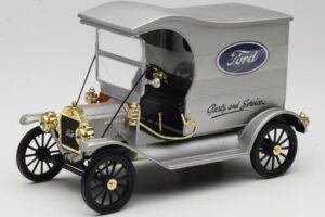 Ford Model T Delivery Truck Srebrna Eagle Collectibles 1:18 430600 Kovina