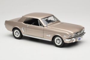 Ford Mustang 1964 1/2 Srebrna Mira 1:18 6127 Kovina – slika 6 od 8