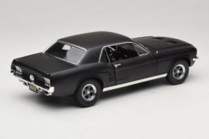 Ford Mustang Creed Movie GreenLight 1:18 13611 Kovina – slika 3 od 8