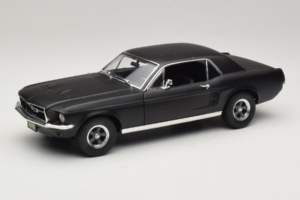 Ford Mustang Creed Movie GreenLight 1:18 13611 Kovina