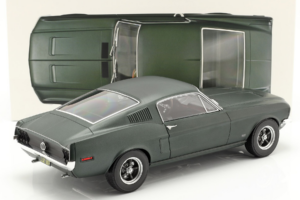 Ford Mustang Fastback Satin Green Metallic Norev 1:12 122702 Kovina – slika 4 od 5