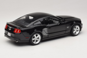 Ford Mustang GT Črn Drive Movie GreenLight 1:18 13609 Kovina – slika 3 od 8