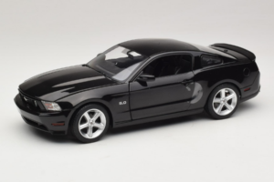 Ford Mustang GT Črn Drive Movie GreenLight 1:18 13609 Kovina