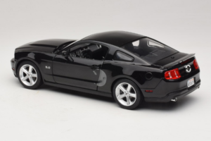 Ford Mustang GT Črn Drive Movie GreenLight 1:18 13609 Kovina – slika 7 od 8