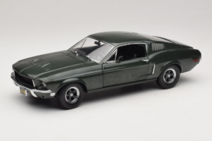 Ford Mustang GT Bullitt s Figurico Steve McQueen Greenlight 1:18 12885 Kovina