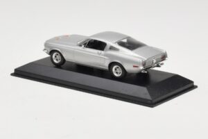 Ford Mustang GT Srebrn Minichamps 1:43 FORD001 Kovina – slika 3 od 4