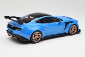 Ford Mustang GTD Antimatter Blue Metallic GT Spirit 1:18 GT473 Smola – slika 2 od 6