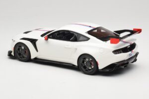 Ford Mustang GTD S650 Spirit of America Performance White GT Spirit 1:18 GT956 Smola – slika 5 od 6