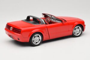 Ford Mustang S197 GT Kabriolet Rdeč Beanstalk Group 1:18 FOR10016R Kovina – slika 3 od 8