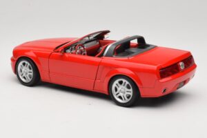 Ford Mustang S197 GT Kabriolet Rdeč Beanstalk Group 1:18 FOR10016R Kovina – slika 7 od 8