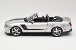 Ford Mustang S197 Roush 427R Kabriolet Srebrna Maisto 1:18 31669 Kovina – slika 4 od 8