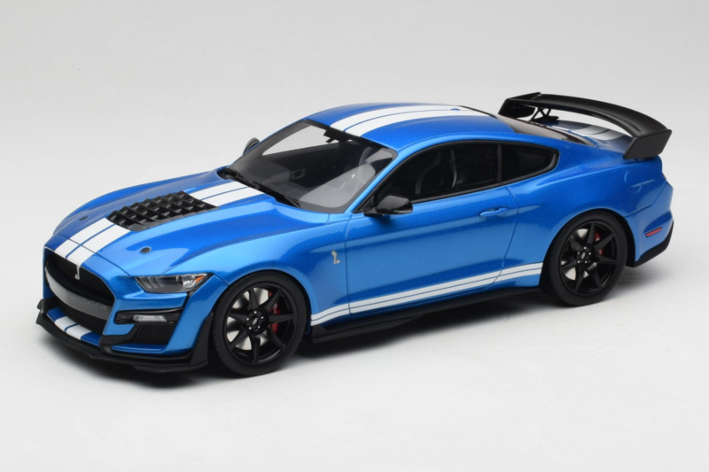 Ford Mustang Shelby GT500 S550 Modra GT Spirit 1:18 GT268 Smola