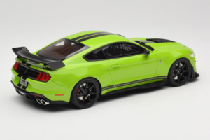 Ford Mustang Shelby GT500 S550 Zelen GT Spirit 1:18 GT803 Smola – slika 2 od 6