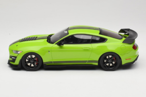 Ford Mustang Shelby GT500 S550 Zelen GT Spirit 1:18 GT803 Smola – slika 3 od 6
