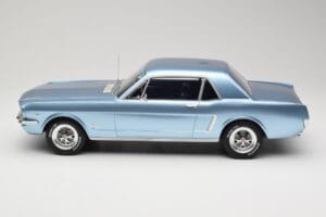 Ford Mustang V8 Hardtop Pony GT Silver Blue GT Spirit 1:12 G089 Smola – slika 3 od 6