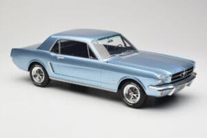 Ford Mustang V8 Hardtop Pony GT Silver Blue GT Spirit 1:12 G089 Smola – slika 4 od 6