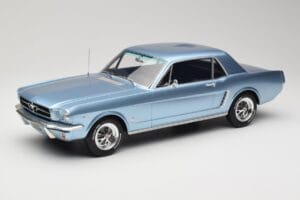 Ford Mustang V8 Hardtop Pony GT Silver Blue GT Spirit 1:12 G089 Smola