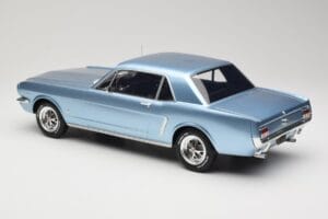 Ford Mustang V8 Hardtop Pony GT Silver Blue GT Spirit 1:12 G089 Smola – slika 5 od 6