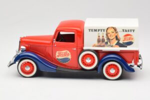 Ford Pickup Truck Pepsi-Cola Solido 1:18 99053 Kovina – slika 4 od 8