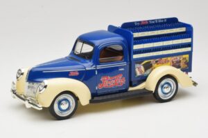 Ford Pepsi-Cola Replica Golden Wheel 1:18 PF351 Kovina