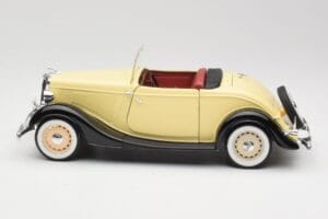 Ford Roadster Dearborn Yellow Solido 1:18 8008 Kovina – slika 4 od 8