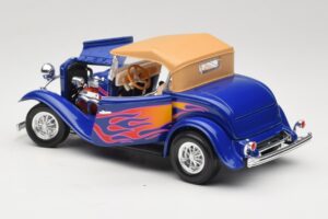 Ford Roadster Street Rod Moder with Fire Road Signature 1:18 92249 Kovina – slika 5 od 8