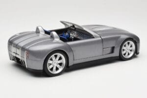 Shelby Cobra Kabriolet Grey Metallic Hot Wheels 1:18 G7220 Kovina – slika 3 od 8
