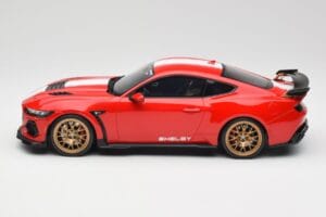 Ford Shelby Mustang Super Snake Rdeč GT Spirit 1:18 GT531 Smola – slika 3 od 6