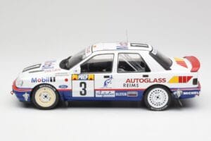 Ford Sierra RS Cosworth 4x4 #3 M. Biasion / T. Siviero Rally Monte Carlo 1992 MCG 1:18 MCG18355R Kovina – slika 3 od 6
